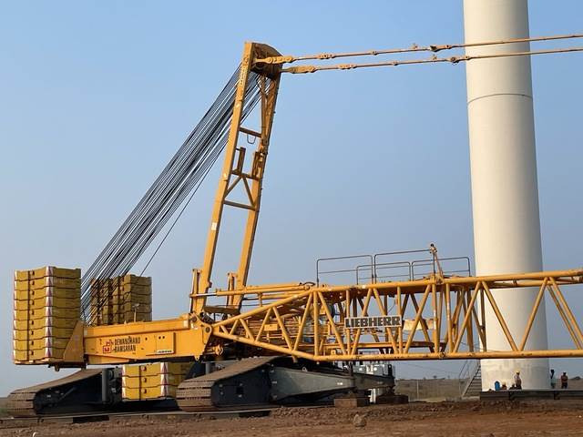 Liebherr LR1600/2 - Grue sur chenilles: photos 4 Liebherr LR1600/2 - Grue sur chenilles: photos 4
