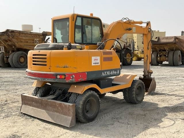 Ascesco AZM-65W-8 - Pelle sur pneus: photos 3 Ascesco AZM-65W-8 - Pelle sur pneus: photos 3