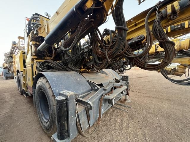 Epiroc Boomer XE3C - Machine d'exploitation minière: photos 4 Epiroc Boomer XE3C - Machine d'exploitation minière: photos 4