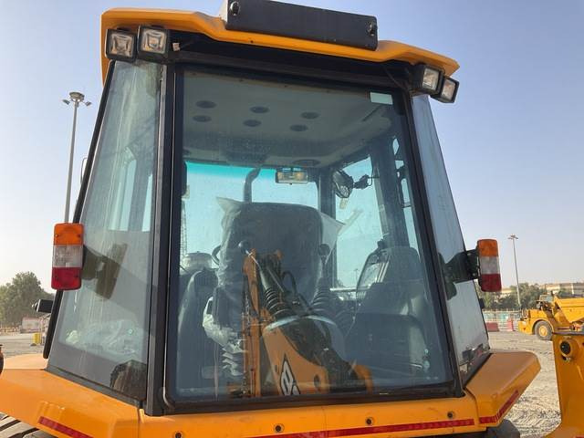 Tractopelle JCB 3DX: photos 15