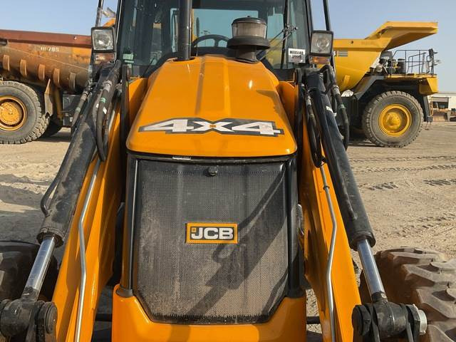 Tractopelle JCB 3DX: photos 9