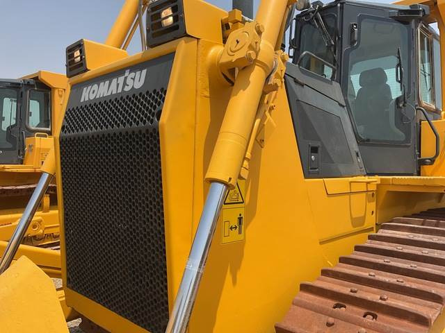Bulldozer Komatsu D85EX-15: photos 8
