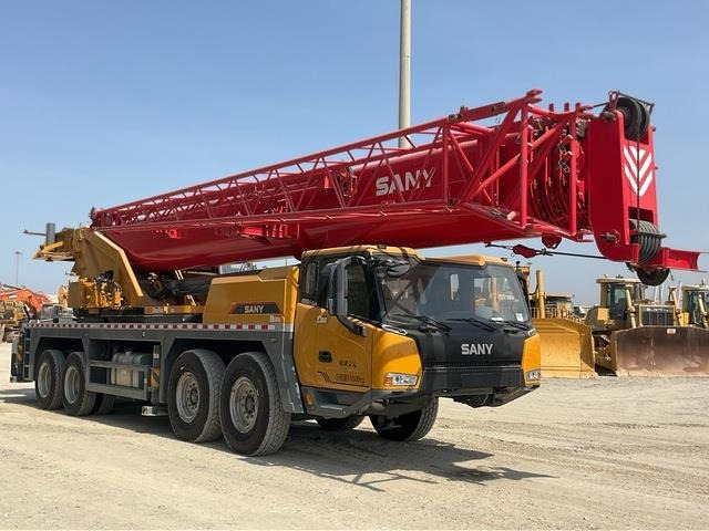 Sany STC1000C5-8 - Grue sur chenilles: photos 4 Sany STC1000C5-8 - Grue sur chenilles: photos 4