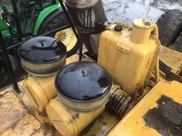 Tombereau rigide CAT 775B: photos 18