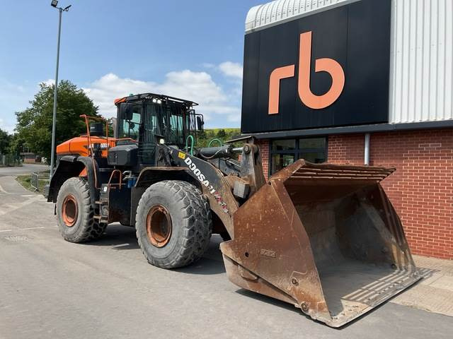 Doosan DL480-7 - Chargeuse sur pneus: photos 4 Doosan DL480-7 - Chargeuse sur pneus: photos 4