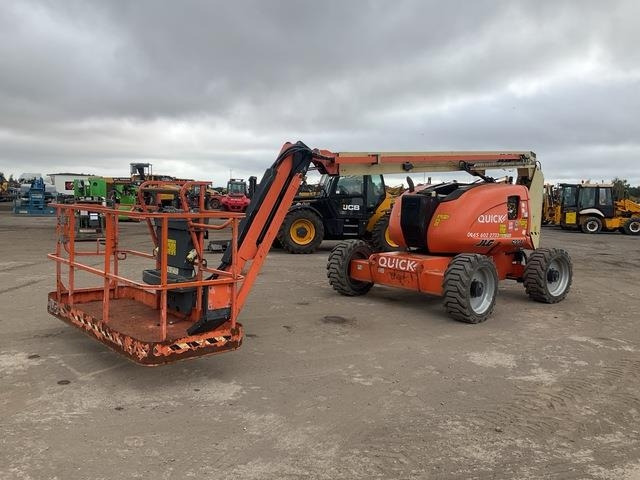 JLG 600AJ - Nacelle articulée: photos 1 JLG 600AJ - Nacelle articulée: photos 1