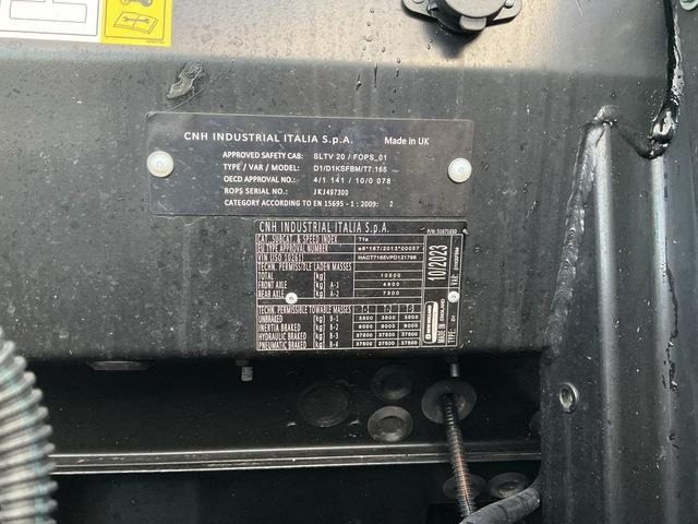 New Holland T7.165S - Tracteur agricole: photos 5 New Holland T7.165S - Tracteur agricole: photos 5