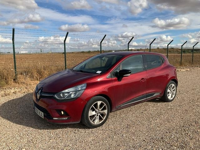 Renault Clio - Voiture: photos 1 Renault Clio - Voiture: photos 1