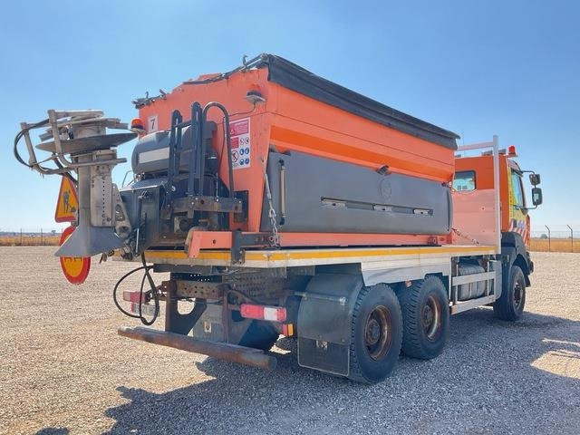 Renault Kerax 430DXI - Engin de déneigement: photos 3 Renault Kerax 430DXI - Engin de déneigement: photos 3