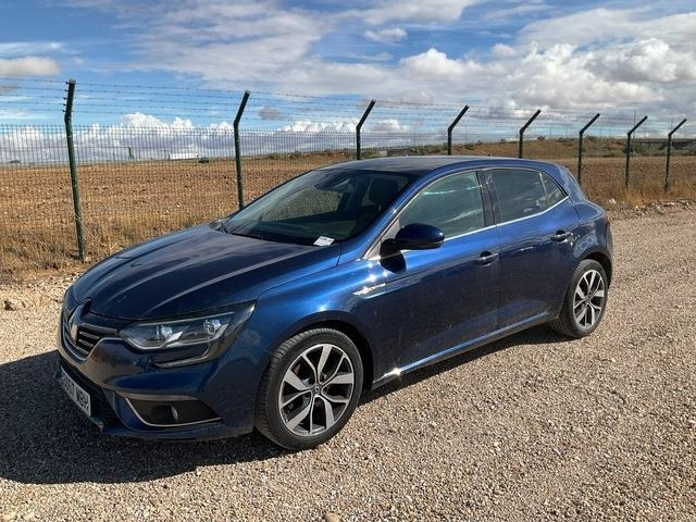 Renault Megane - Voiture: photos 1 Renault Megane - Voiture: photos 1