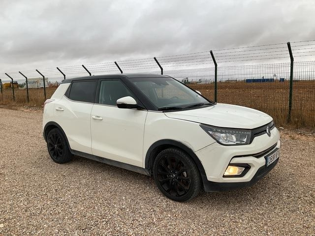 Ssangyong Tivoli - Voiture: photos 4 Ssangyong Tivoli - Voiture: photos 4