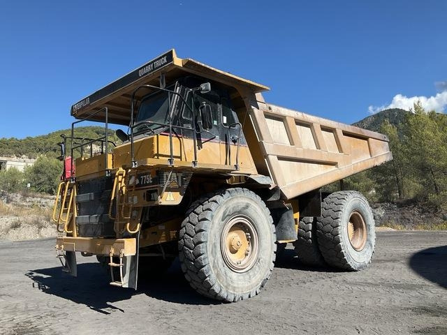 CAT 775E - Tombereau rigide: photos 1 CAT 775E - Tombereau rigide: photos 1