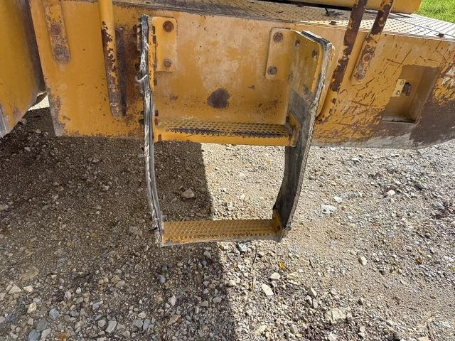 Chargeuse sur pneus CAT 988G: photos 11