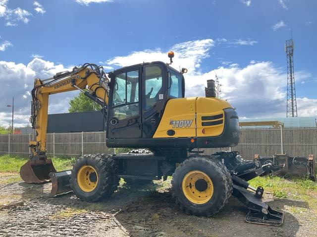 Yanmar B110W - Pelle sur pneus: photos 2 Yanmar B110W - Pelle sur pneus: photos 2