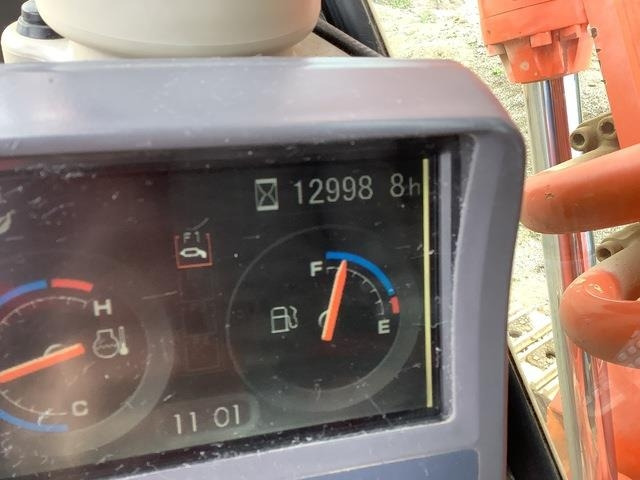 Pelle sur chenille Hitachi EX1200-6: photos 7