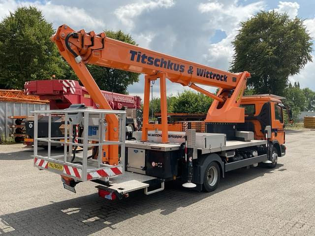 MAN TGL8.180 - Camion avec nacelle: photos 3 MAN TGL8.180 - Camion avec nacelle: photos 3
