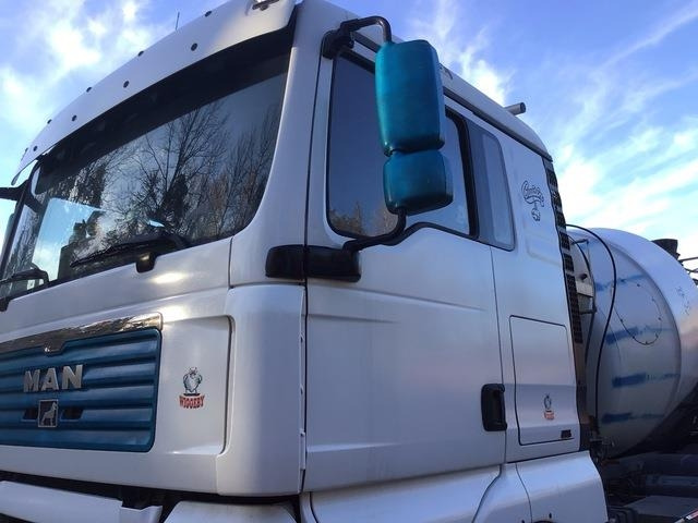 Camion malaxeur MAN TGA 28.390: photos 9