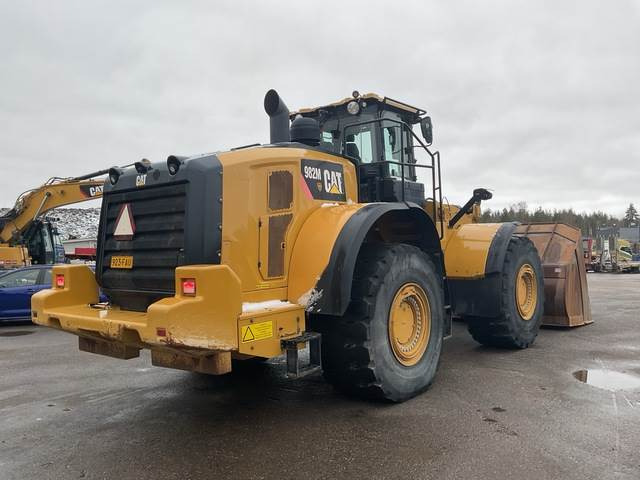 CAT 982M - Chargeuse sur pneus: photos 3 CAT 982M - Chargeuse sur pneus: photos 3