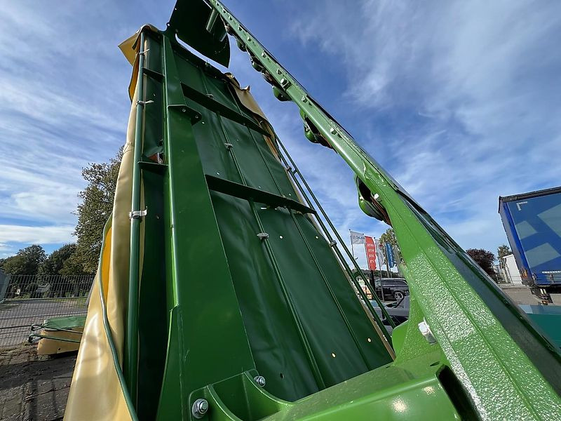 Krone EasyCut R360 - Faucheuse: photos 4 Krone EasyCut R360 - Faucheuse: photos 4