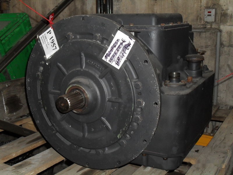 New 864.3 (68.6218.1) - Boîte de vitesse pour Bus: photos 1 New 864.3 (68.6218.1) - Boîte de vitesse pour Bus: photos 1