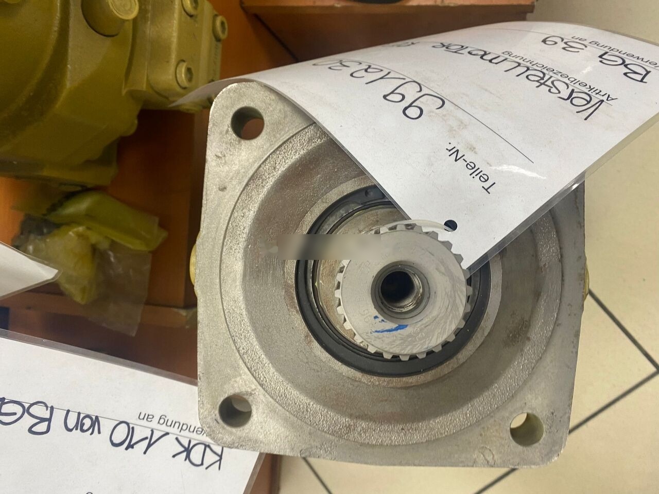 Rexroth KDK110 VON BGM, 35 R902170107 for pile driver - Moteur hydraulique: photos 4 Rexroth KDK110 VON BGM, 35 R902170107 for pile driver - Moteur hydraulique: photos 4