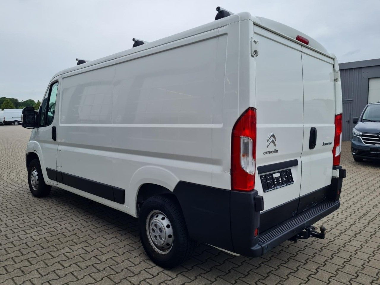Fourgonnette Citroën Jumper 33 Kasten 2,2 HDi L2H1 Klima Tempomat AHK: photos 9