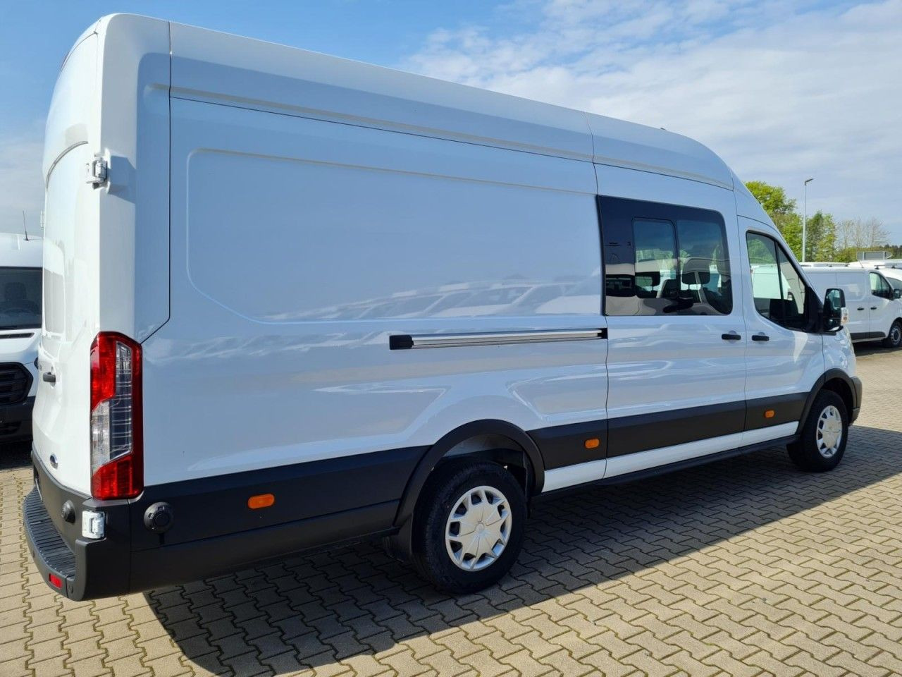 Ford Transit 350 Kasten Doka L4H3 Trend Mixto RWD - Fourgon utilitaire, Utilitaire double cabine: photos 4 Ford Transit 350 Kasten Doka L4H3 Trend Mixto RWD - Fourgon utilitaire, Utilitaire double cabine: photos 4