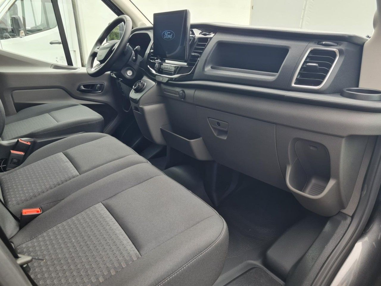 Ford Transit 350 Kasten TDCi L3H2 Trend KAMERA AHK en crédit-bail Ford Transit 350 Kasten TDCi L3H2 Trend KAMERA AHK: photos 14