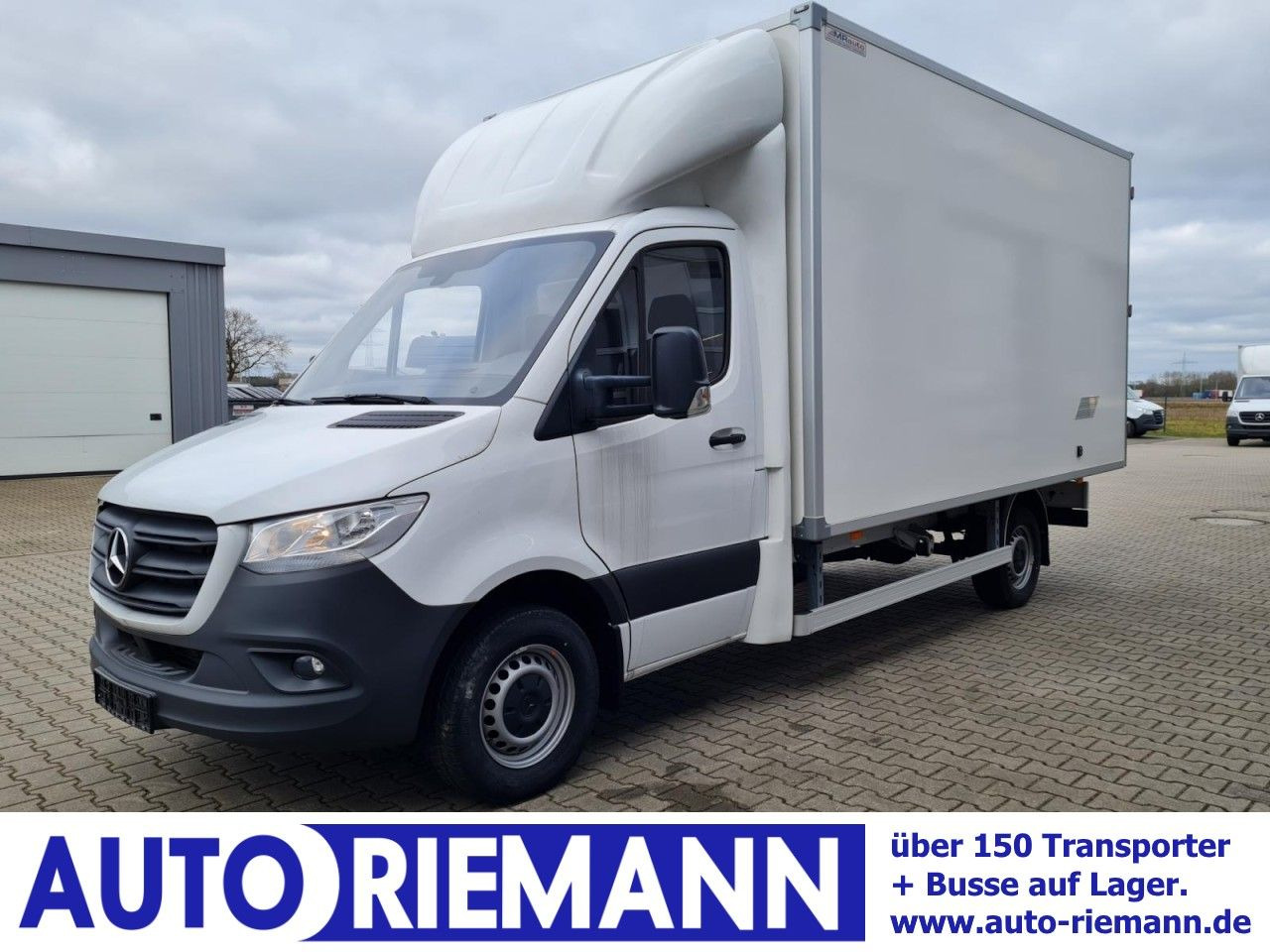 Mercedes-Benz Sprinter 315 Koffer lang MBux KLIMA NAVI TEMPOMA - Fourgon grand volume: photos 1 Mercedes-Benz Sprinter 315 Koffer lang MBux KLIMA NAVI TEMPOMA - Fourgon grand volume: photos 1
