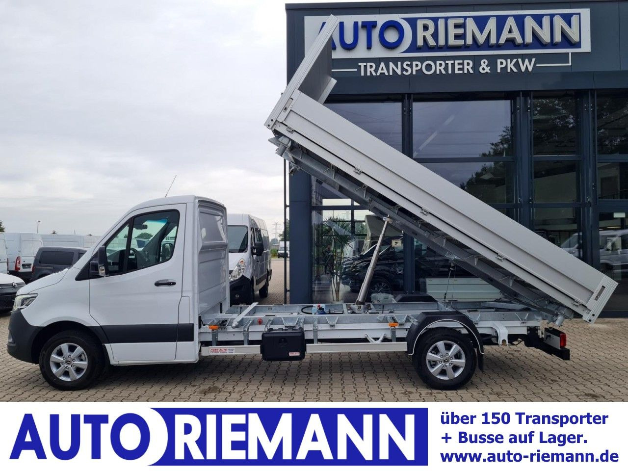 Mercedes-Benz Sprinter 317 CDI 3 Seiten kipper RWD AHK LED NAV - Utilitaire benne: photos 1 Mercedes-Benz Sprinter 317 CDI 3 Seiten kipper RWD AHK LED NAV - Utilitaire benne: photos 1