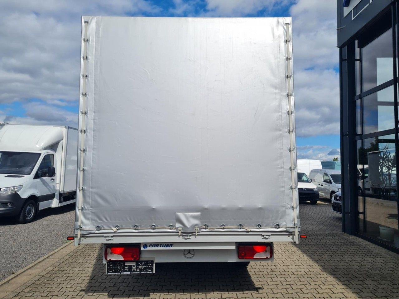 Utilitaire rideaux coulissants (PLSC) Mercedes-Benz Sprinter 317 CDI Pritsche Plane Schlafkab. RWD: photos 7