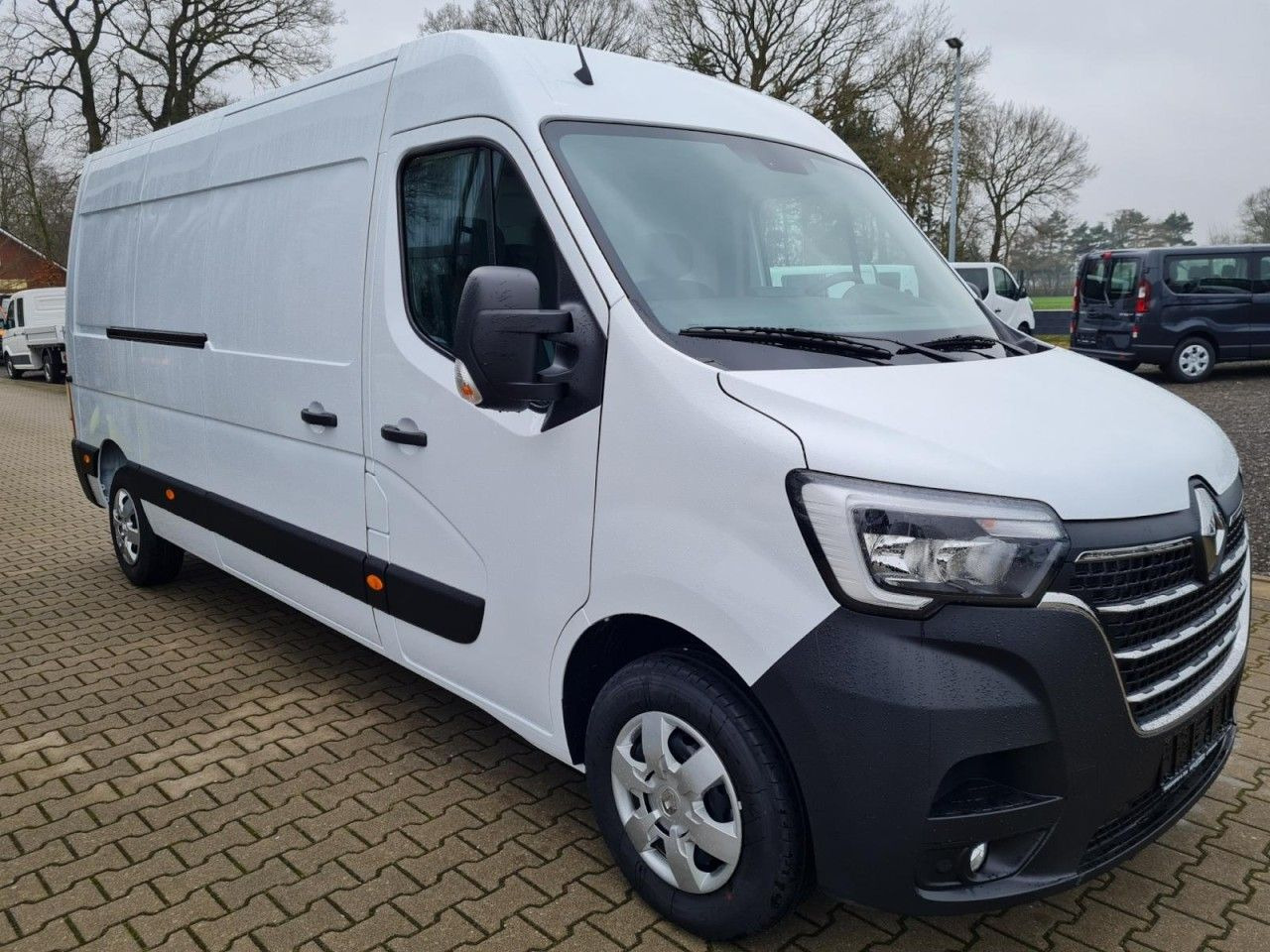 Renault Master 35 Kasten L3H2 PDC KLIMA KOMFORT Navi App - Fourgon utilitaire: photos 3 Renault Master 35 Kasten L3H2 PDC KLIMA KOMFORT Navi App - Fourgon utilitaire: photos 3