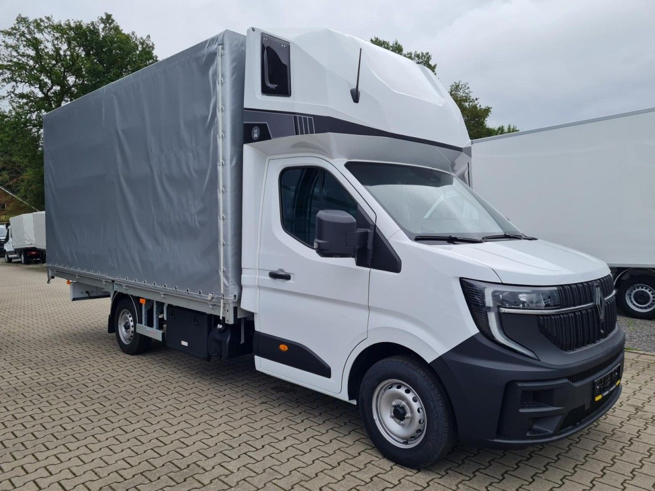 Renault Master 35 Pritsche Schiebe Plane Schlafkab Luftf - Utilitaire rideaux coulissants (PLSC): photos 3 Renault Master 35 Pritsche Schiebe Plane Schlafkab Luftf - Utilitaire rideaux coulissants (PLSC): photos 3