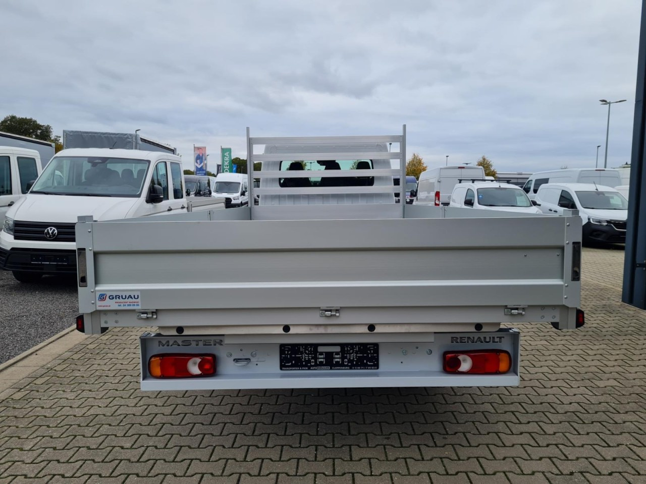 Renault Master 35 Pritsche dCi 170 extra lang 4,85 m - Utilitaire plateau: photos 5 Renault Master 35 Pritsche dCi 170 extra lang 4,85 m - Utilitaire plateau: photos 5
