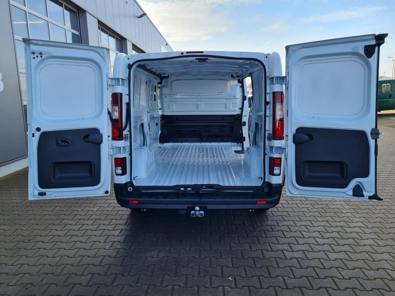 Renault Trafic Kasten L2 Advance AHK KLIMA LED PDC TEMPO - Fourgonnette: photos 5 Renault Trafic Kasten L2 Advance AHK KLIMA LED PDC TEMPO - Fourgonnette: photos 5