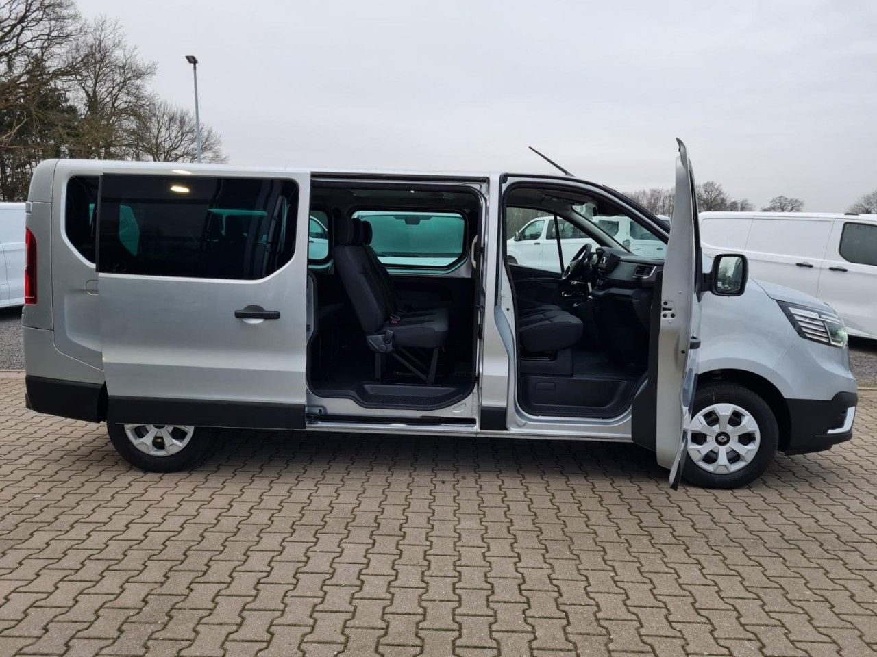 Voiture break Renault Trafic Kombi 9-Sitze L2 Grand Equilibre KLIMA TE: photos 20