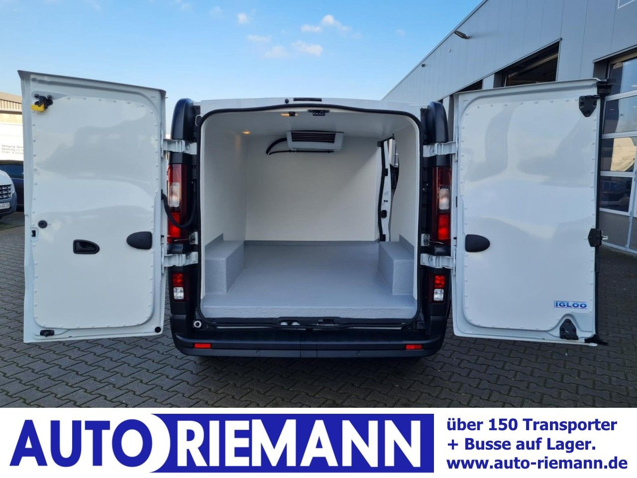 Renault Trafic Kühlkasten L2 Frischdienst 3.07 to TEMPOM - Utilitaire frigorifique: photos 1 Renault Trafic Kühlkasten L2 Frischdienst 3.07 to TEMPOM - Utilitaire frigorifique: photos 1