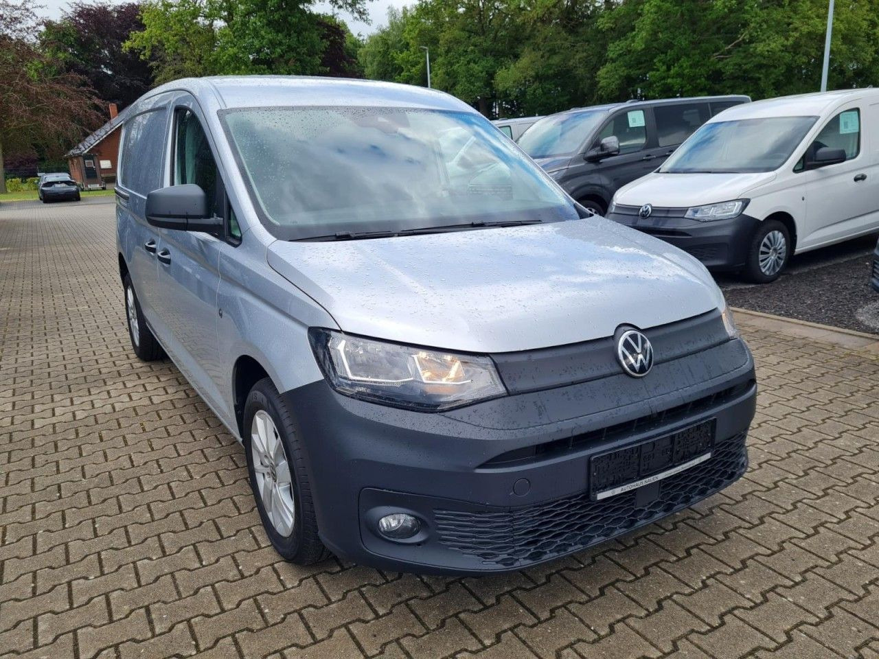 Volkswagen Caddy Cargo Maxi 2.0 TDI NAVI PDC KLIMA Alufelge - Fourgonnette: photos 2 Volkswagen Caddy Cargo Maxi 2.0 TDI NAVI PDC KLIMA Alufelge - Fourgonnette: photos 2