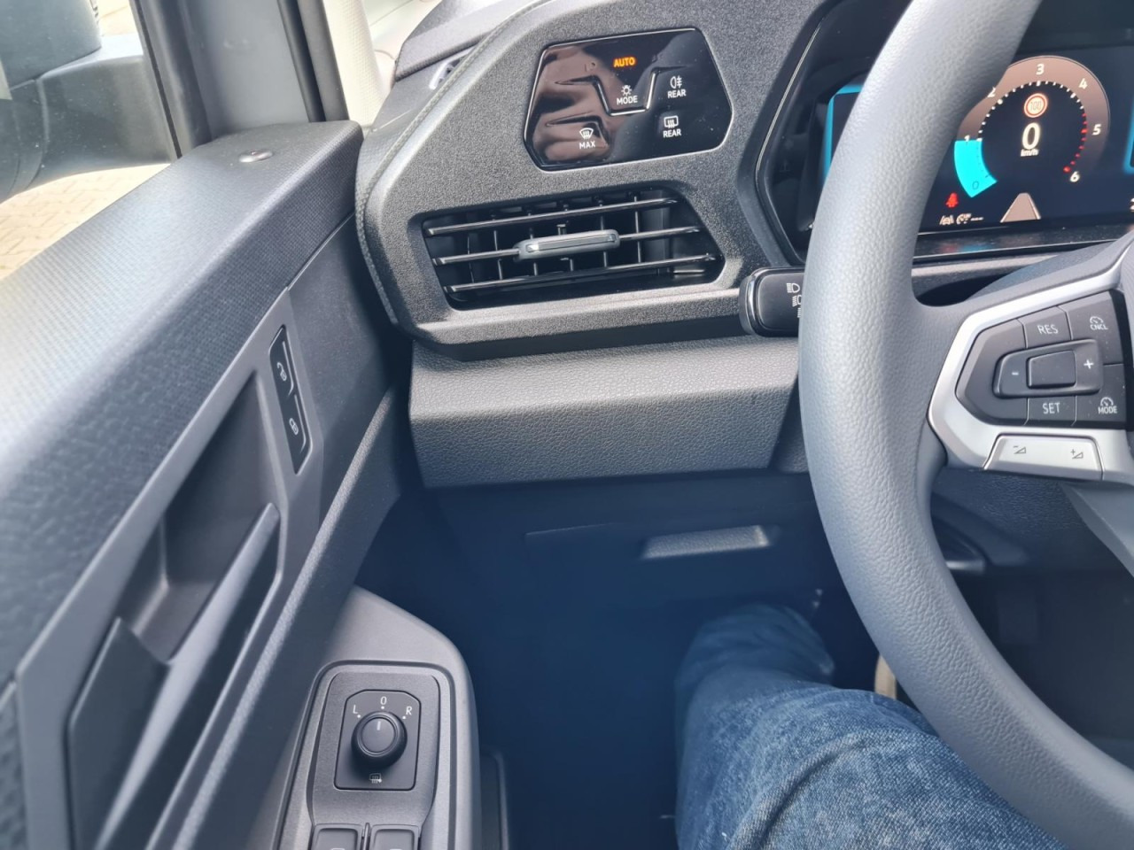 Fourgonnette Volkswagen Caddy Kasten Cargo TDI Maxi PDC KLIMA TEMPOMAT: photos 15