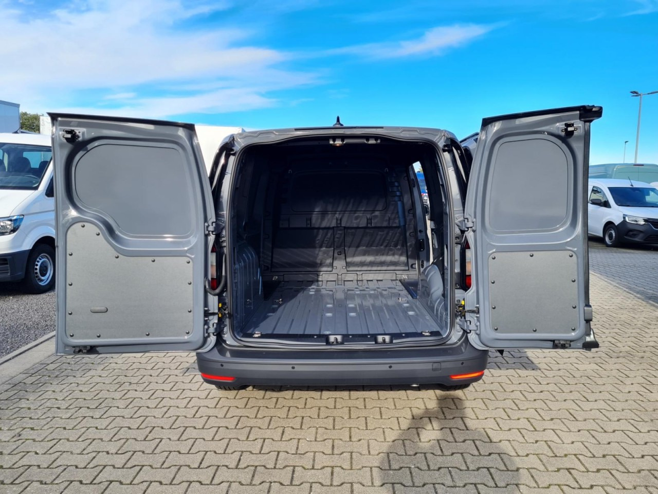 Fourgonnette Volkswagen Caddy Kasten Cargo TDI Maxi PDC KLIMA TEMPOMAT: photos 7
