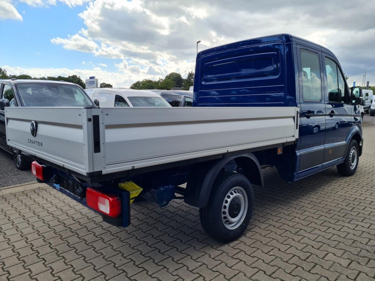 Volkswagen Crafter 35 Doka TDI MR KLIMA TEMPOMAT Navi App - Utilitaire plateau, Utilitaire double cabine: photos 4 Volkswagen Crafter 35 Doka TDI MR KLIMA TEMPOMAT Navi App - Utilitaire plateau, Utilitaire double cabine: photos 4