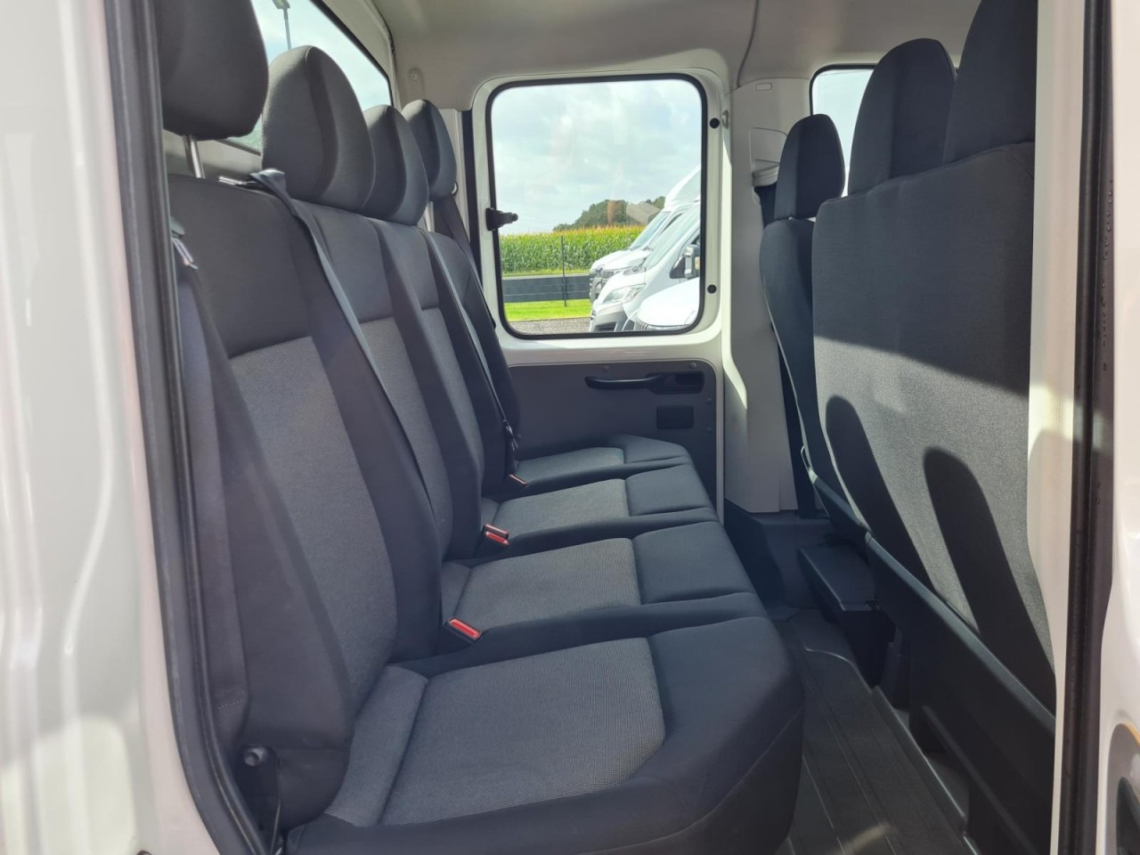 Utilitaire plateau, Utilitaire double cabine Volkswagen Crafter 35 Doka TDI Pritsche L4 4Motion: photos 14 Utilitaire plateau, Utilitaire double cabine Volkswagen Crafter 35 Doka TDI Pritsche L4 4Motion: photos 14