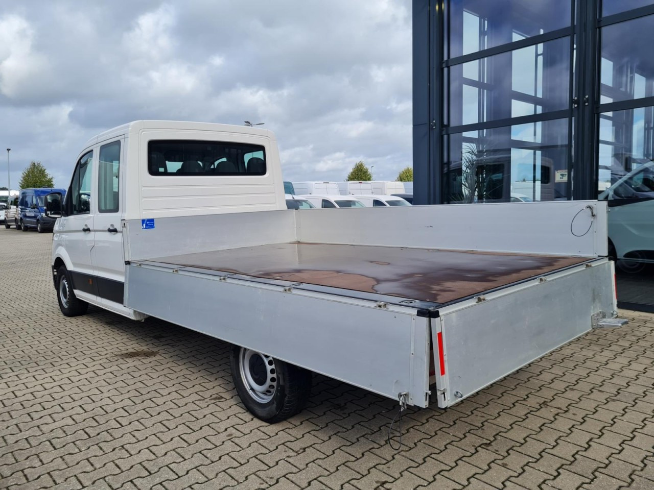 Utilitaire plateau, Utilitaire double cabine Volkswagen Crafter 35 Doka TDI Pritsche L4 4Motion: photos 6 Utilitaire plateau, Utilitaire double cabine Volkswagen Crafter 35 Doka TDI Pritsche L4 4Motion: photos 6