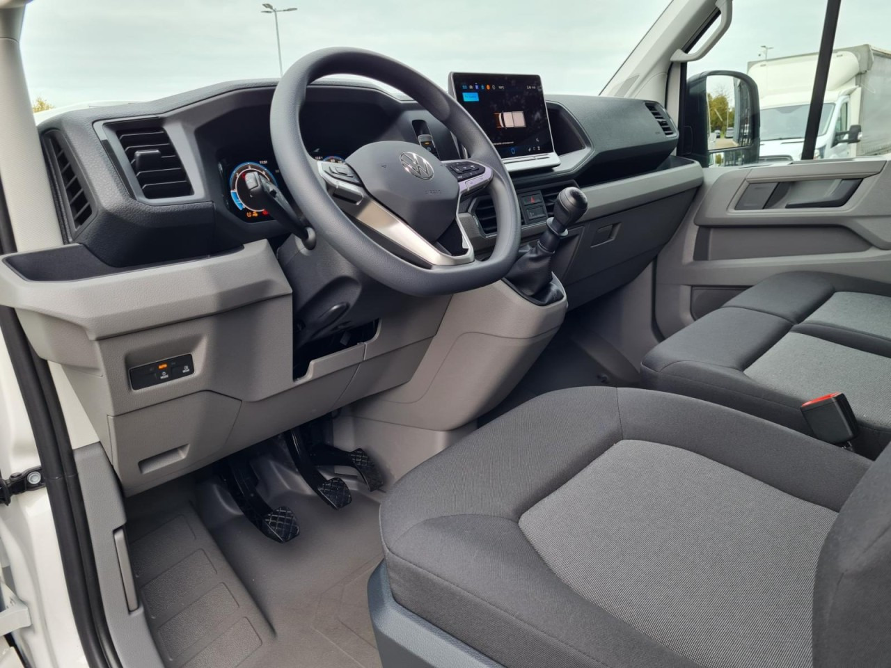 Volkswagen Crafter 35 Doka TDI Pritsche L4 AHK Komfortsitz - Utilitaire plateau, Utilitaire double cabine: photos 4 Volkswagen Crafter 35 Doka TDI Pritsche L4 AHK Komfortsitz - Utilitaire plateau, Utilitaire double cabine: photos 4