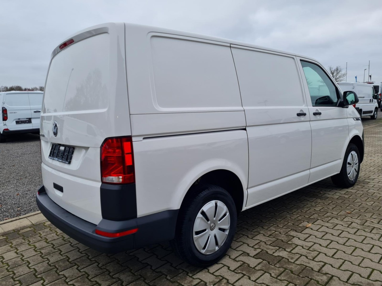 Volkswagen T6.1 Kasten KR Heckklappe KAMERA KLIMA Navi App - Fourgonnette: photos 4 Volkswagen T6.1 Kasten KR Heckklappe KAMERA KLIMA Navi App - Fourgonnette: photos 4