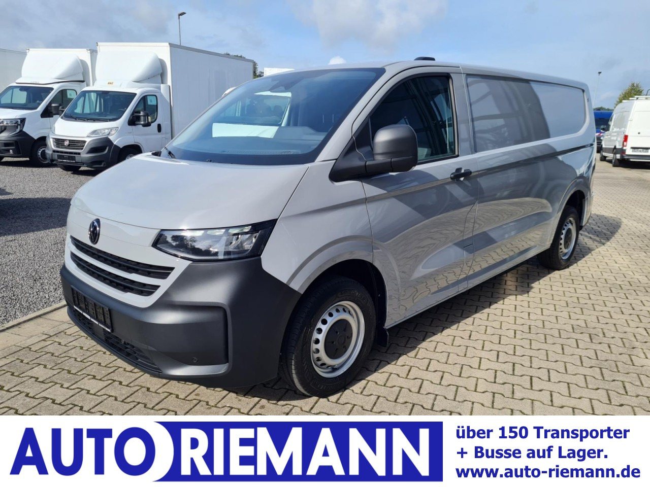 Volkswagen T7 Transporter Kasten TDi AG L2 AHK KLIMA KAMERA LED - Fourgonnette: photos 1 Volkswagen T7 Transporter Kasten TDi AG L2 AHK KLIMA KAMERA LED - Fourgonnette: photos 1