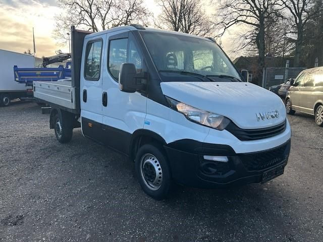 Iveco Daily 35S12D Pritsche Doppelkabine AHK Klima... - Utilitaire plateau, Utilitaire double cabine: photos 1 Iveco Daily 35S12D Pritsche Doppelkabine AHK Klima... - Utilitaire plateau, Utilitaire double cabine: photos 1