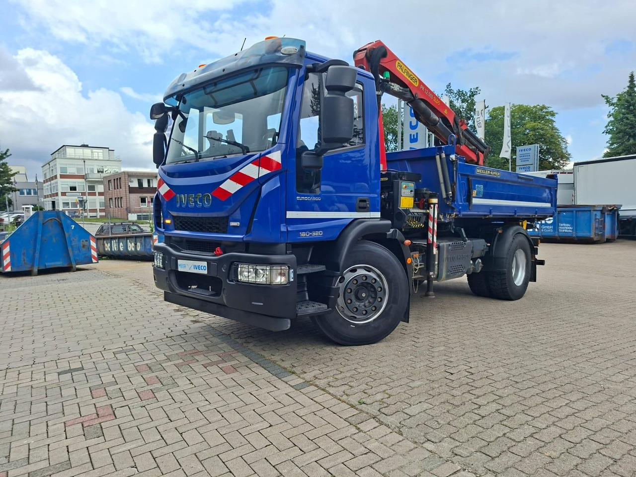 Iveco ML180E32K Meiler 3-Seitenkipper Kran 2x AHK - Camion benne, Camion grue: photos 1 Iveco ML180E32K Meiler 3-Seitenkipper Kran 2x AHK - Camion benne, Camion grue: photos 1