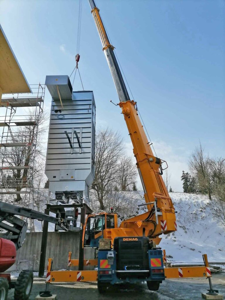 Demag AC25 – mobile crane / Mobilkran - Grue mobile: photos 1 Demag AC25 – mobile crane / Mobilkran - Grue mobile: photos 1