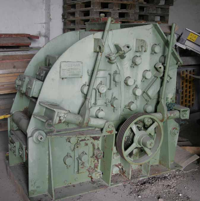 Hazemag APK103 – Impact crusher / Prallmühle - Concasseur à percussion: photos 1 Hazemag APK103 – Impact crusher / Prallmühle - Concasseur à percussion: photos 1